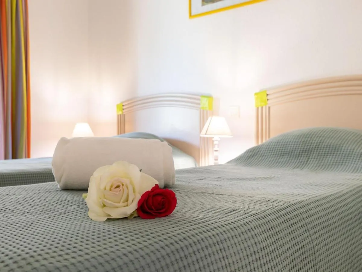 Apartment Les Calanques Du Parc-3 By Interhome Saint Aygulf